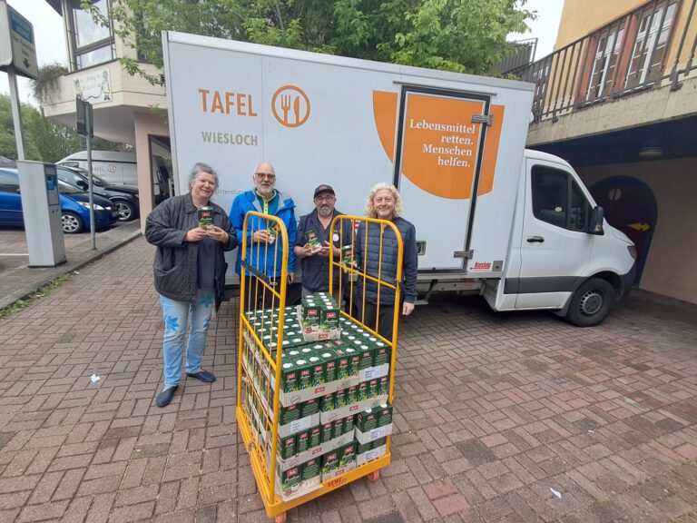 Lions Club Wiesloch übergibt 300 Pakete Melitta Kaffee zum Muttertag